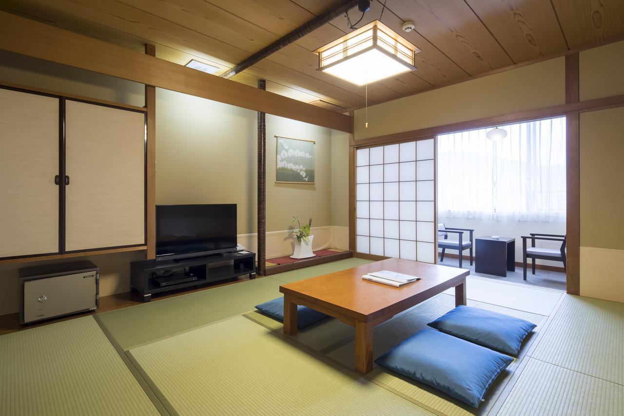 Sundance Resort Atami Atami  Buitenkant foto